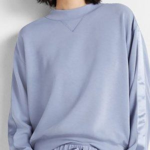 Gorgeous Club Monaco Satin Stripe Sweatshirt in Lavendar, Size Large, NWT